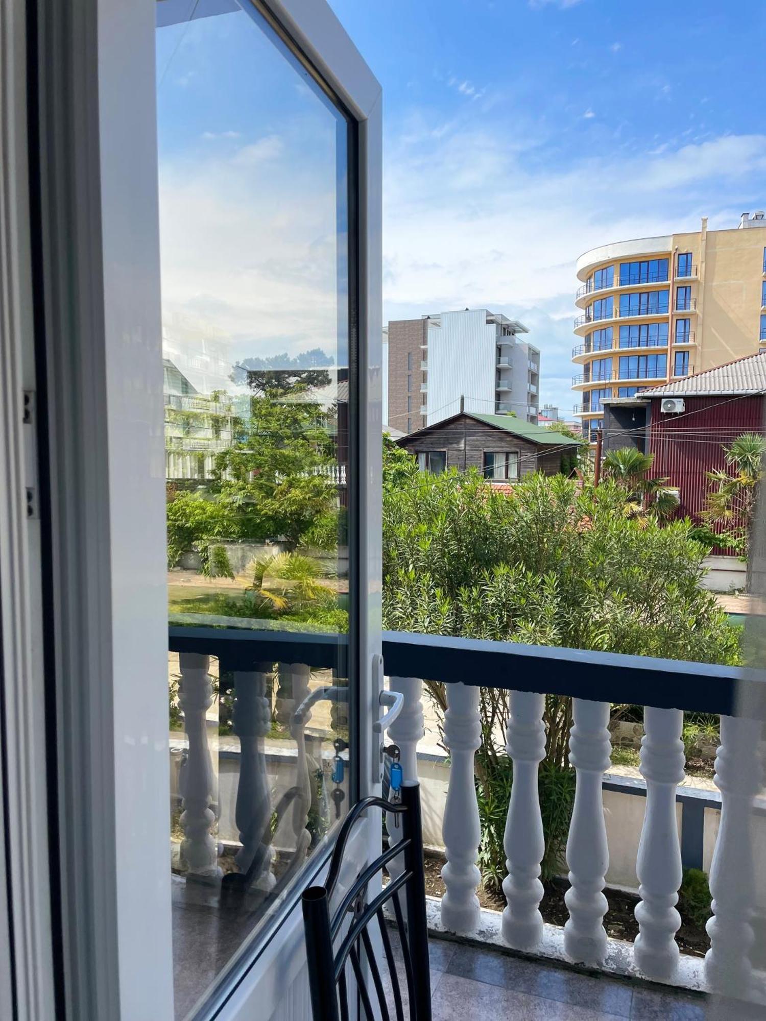 Sun Kissed Hotel Kobuleti ภายนอก รูปภาพ