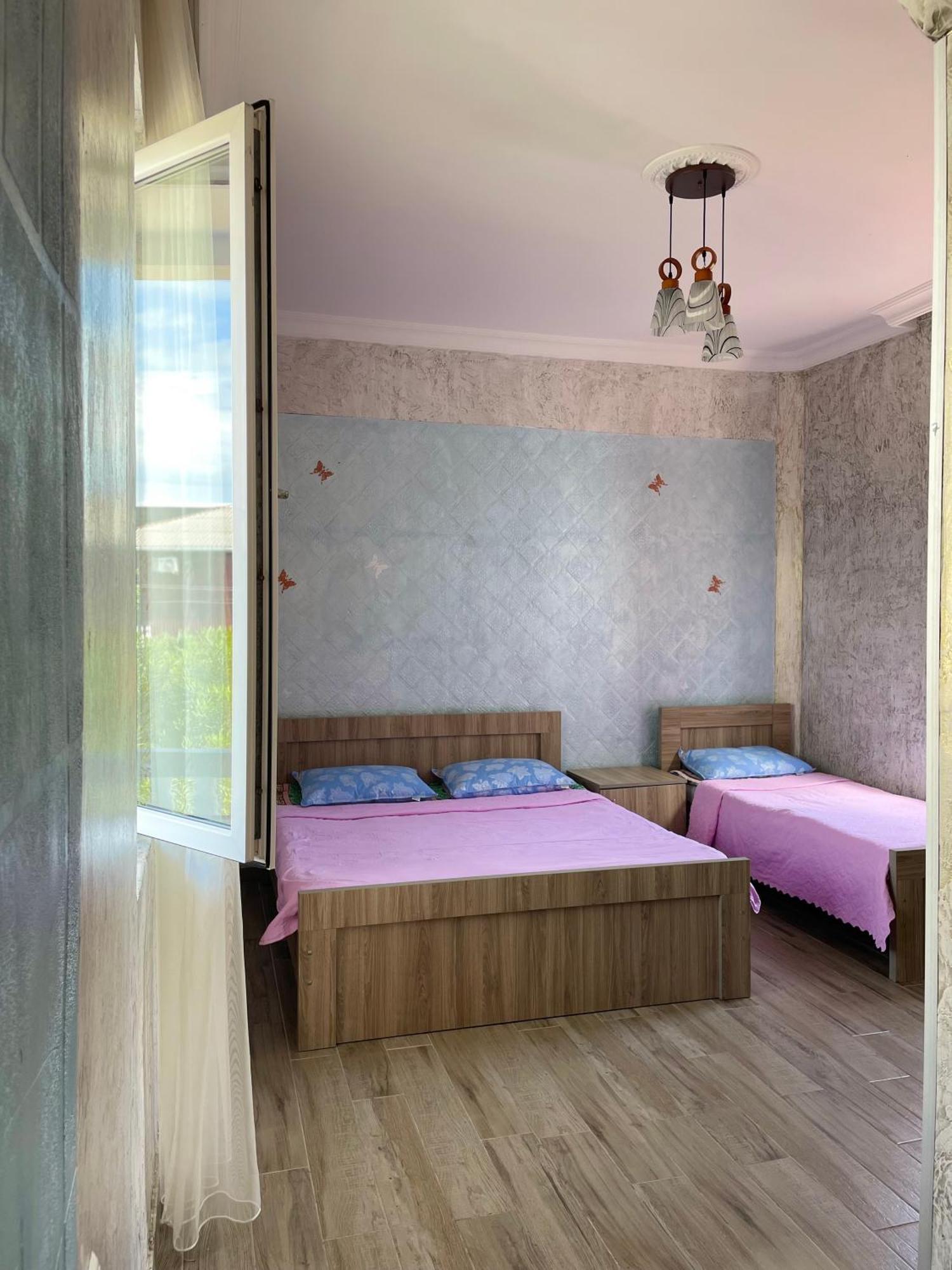 Sun Kissed Hotel Kobuleti ภายนอก รูปภาพ